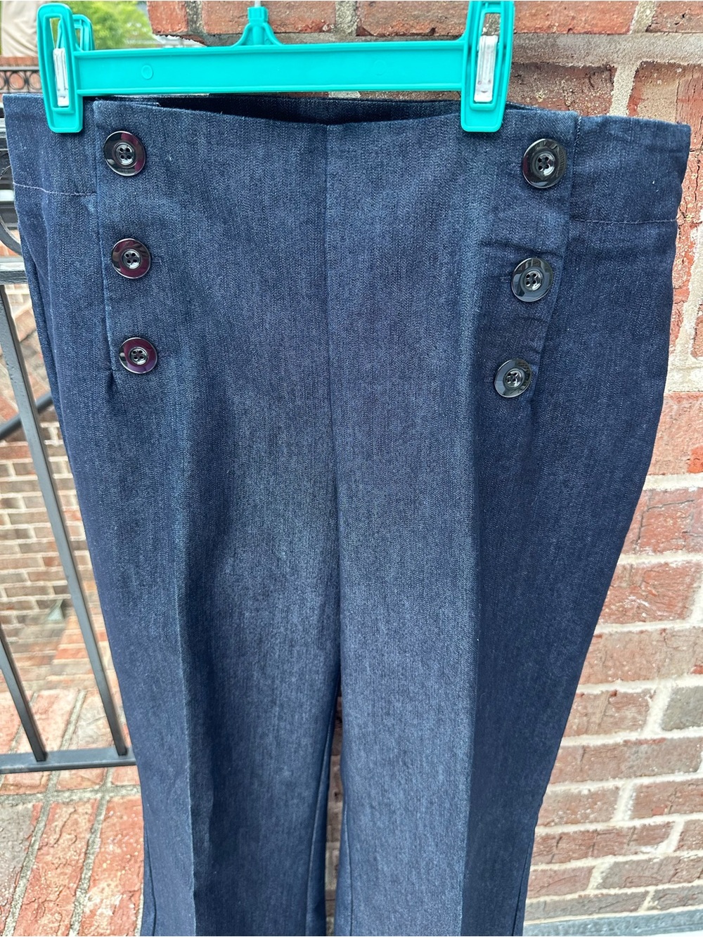 Kenneth Cole, Women’s dark denim  jeans size 10. New.